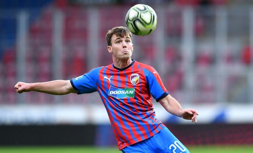 Ψηλά στη λίστα του Φερέιρα ο Μπούχα