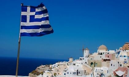 Η Ελλάδα «αεροπορική γέφυρα» για τους τουρίστες - Τι λένε τα ξένα ΜΜΕ