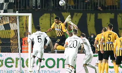 Έχουν βουνό ν’ ανέβουν στην εκκίνηση των πλέι-οφ οι ΠΑΟΚ και Άρης