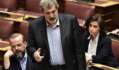 Επεισόδιο με σπρωξίματα στην Προανακριτική με Πολάκη