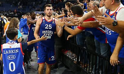 Πίτερς: «Δεν εξαρτάται από μένα η παραμονή μου στην Εφές»