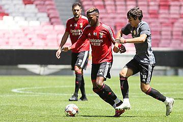 Στο «Ντα Λουζ» μετά από 72 μέρες η Μπενφίκα (pics)