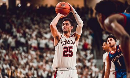 Συμφώνησε με Μορέτι η Αρμάνι