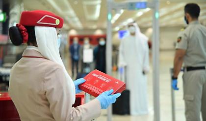 Η Emirates ξεκινάει πτήσεις με μέτρα ασφάλειας για τον κορωνοϊό