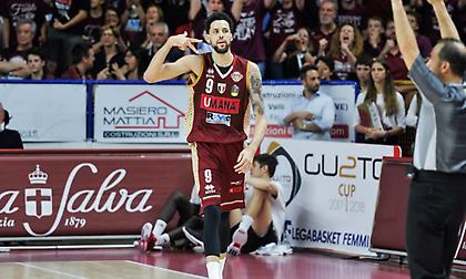 Σκέφτεται να φύγει από τη Βενέτσια ο Ντέι