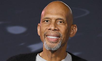 Αμπντούλ-Τζαμπάρ: «Ο ρατσισμός στις ΗΠΑ είναι σαν την σκόνη στον αέρα»