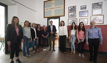 Μητσοτάκης στο 2ο Δημοτικό Σχολείο Καλλιθέας: Δύσκολη εξίσωση, αλλά τα καταφέραμε