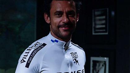 Ο Φρεντ θα ταξιδέψει με ποδήλατο για πέντε μέρες για να παρουσιαστεί στη νέα του ομάδα