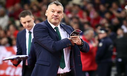 Γιασικεβίτσιους: «Θα θυμόμαστε αυτή τη σεζόν λόγω της πανδημίας – Σημαντικό επίτευγμα οι δύο τίτλοι»