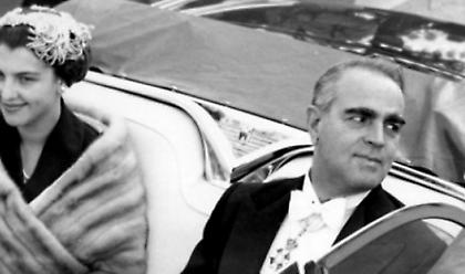 Πέθανε η πρώην σύζυγος του Κωνσταντίνου Καραμανλή Αμαλία Μεγαπάνου