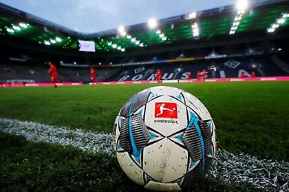 Live: Βέρντερ Βρέμης - Άιντραχτ Φρανκφούρτης