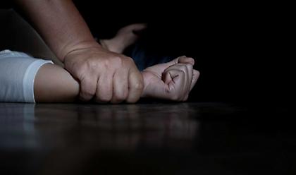 Σοκ στη Λαμία: 13χρονη καταγγέλλει το θείο της για βιασμό