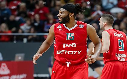 Ανανέωσε με Άλαν Γουίλιαμς η «Λόκο»