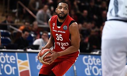 Σκέφτεται να φύγει και ο Τόμας από τη Χάποελ