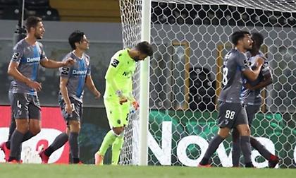 «Κόλλησε» και η Σπόρτινγκ