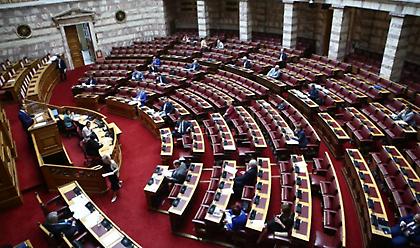 Τροπολογία για τη μίσθωση τουριστικών καταλυμάτων ως χώρους καραντίνας