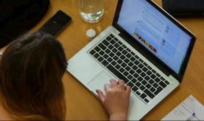 Υπουργείο Ψηφιακής Διακυβέρνησης: Έρχεται ψηφιοποίηση των αδειών γάμου και βάφτισης