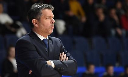 Κράτησε τον προπονητή της η Μπουντούτσνοστ και εξετάζει Έρικ Γκριν