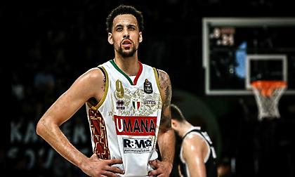 Μένει στη Βενέτσια ο Ντέι