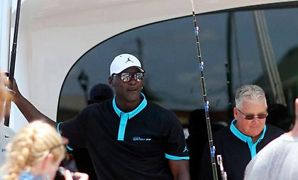 Σε τουρνουά ψαρέματος ο Τζόρνταν (video)