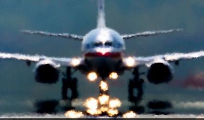 Αλβανία: Ανοίγει από 15/6 η αεροπορική σύνδεση με Ελλάδα