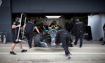 Mercedes: Στο Σίλβερστοουν για τις πρώτες δοκιμές