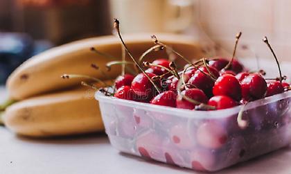 Τι είναι η μελατονίνη και γιατί βοηθά τον ύπνο μας;