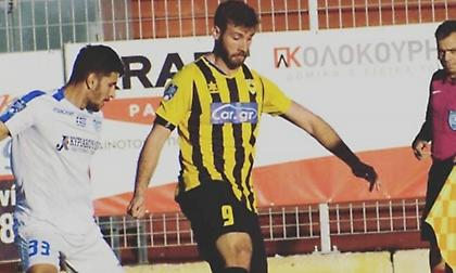 «Ματιές» ομάδων Super League σε Κολλά