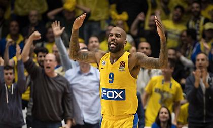 Παρελθόν από τη Μακάμπι ο Τζάκσον!