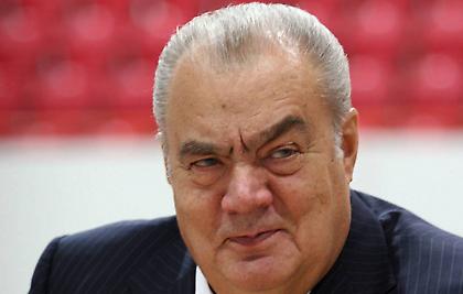 Πρόεδρος Ούνιξ: «Μείωση 10-15% στο μπάτζετ μας»