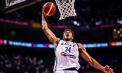 Γιάννης Αντετοκούνμπο: Νίκησε Ντόντσιτς και τώρα έχει… Τάις για το κάρφωμα της δεκαετίας