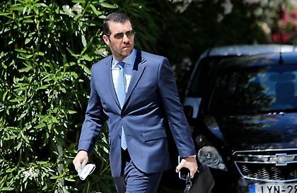 Ο σοβαρός και εργατικός Λεωνίδας Μπουτσικάρης στον νέο δύσκολο ρόλο