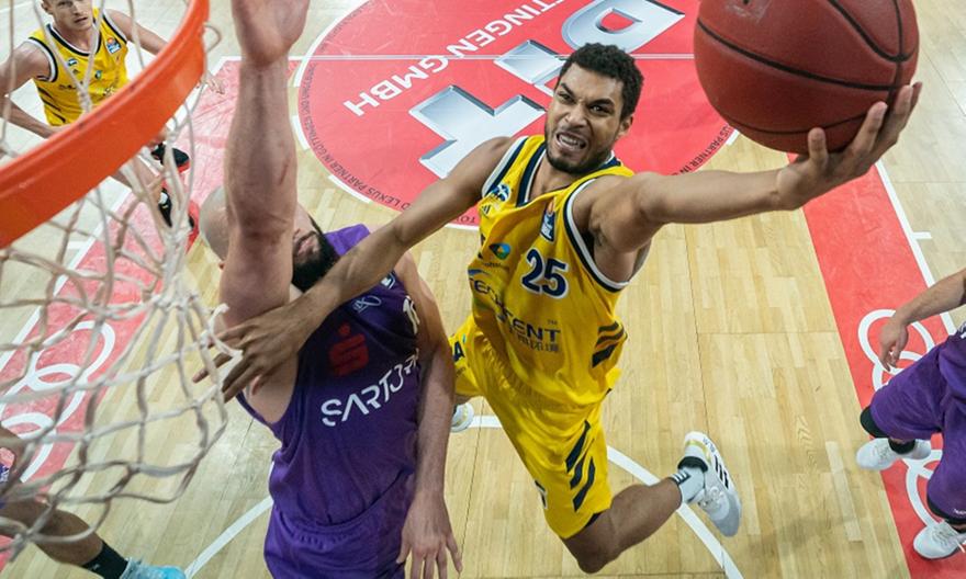 Συμπλήρωσε την τετράδα η Άλμπα!