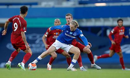 Live: Έβερτον-Λίβερπουλ 0-0