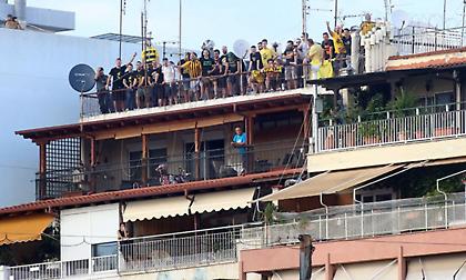 Φίσκα τα… μπαλκόνια γύρω από το «Κλ. Βικελίδης» (pics)