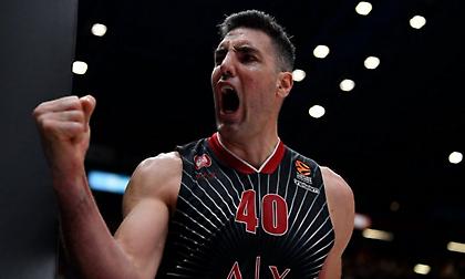 Περιμένει την απάντηση του Σκόλα η Βαρέζε!