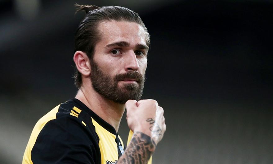 Λιβάγια: «Νιώθω ήρεμος στην ΑΕΚ, όλα είναι εξαιρετικά»