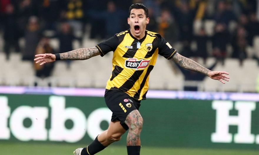 Υπέγραψε την παραμονή του στην ΑΕΚ ο Αραούχο