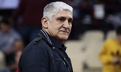 Παναγιώτης Γιαννάκης: Αναγνώριση με ύμνους από Ευρωλίγκα για τον “Δράκο”
