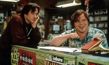 Το αριστούργημα του Κιούζακ: Η ταινία που μεγάλωσε μια ολόκληρη μουσικόφιλη γενιά (video)