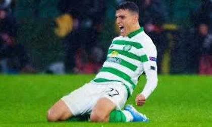 Ανανέωσε με Σέλτικ ο Ελιουνούσι