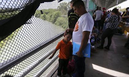 Μεξικό: Πρώτα επιβεβαιωμένα κρούσματα σε καταυλισμό προσφύγων στα σύνορα με ΗΠΑ