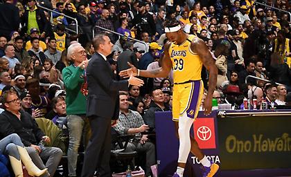 Ελπίζουν σε συμμετοχή του Χάουαρντ οι Λέικερς-Δεν παίρνουν αντικαταστάτη