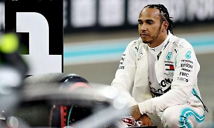 Χάμιλτον: Ζητά 44 εκατ. ευρώ για να ανανεώσει με την Mercedes