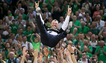 Ταμπέλα στο Κάουνας για τον Σάρας (pic)