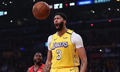 Άντονι Ντέιβις: «Τώρα έχουμε περισσότερες πιθανότητες για τον τίτλο»