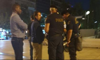 Σε Σκαραμαγκά και Σχιστό μεταφέρονται πρόσφυγες από την πλατεία Βικτωρίας