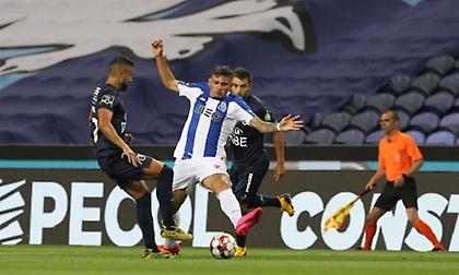 Αυτοί οι «δράκοι» βγάζουν πραγματικά φωτιές