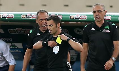 Βαρούχας στον ΣΠΟΡ FM: «Έπρεπε να αποβληθεί ο Μπα, κανένα πέναλτι στον Βαλμπουενά»