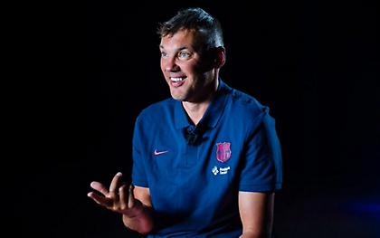 Παρουσιάζει τον Σάρας στο «Καμπ Νου» η Μπαρτσελόνα (pic)
